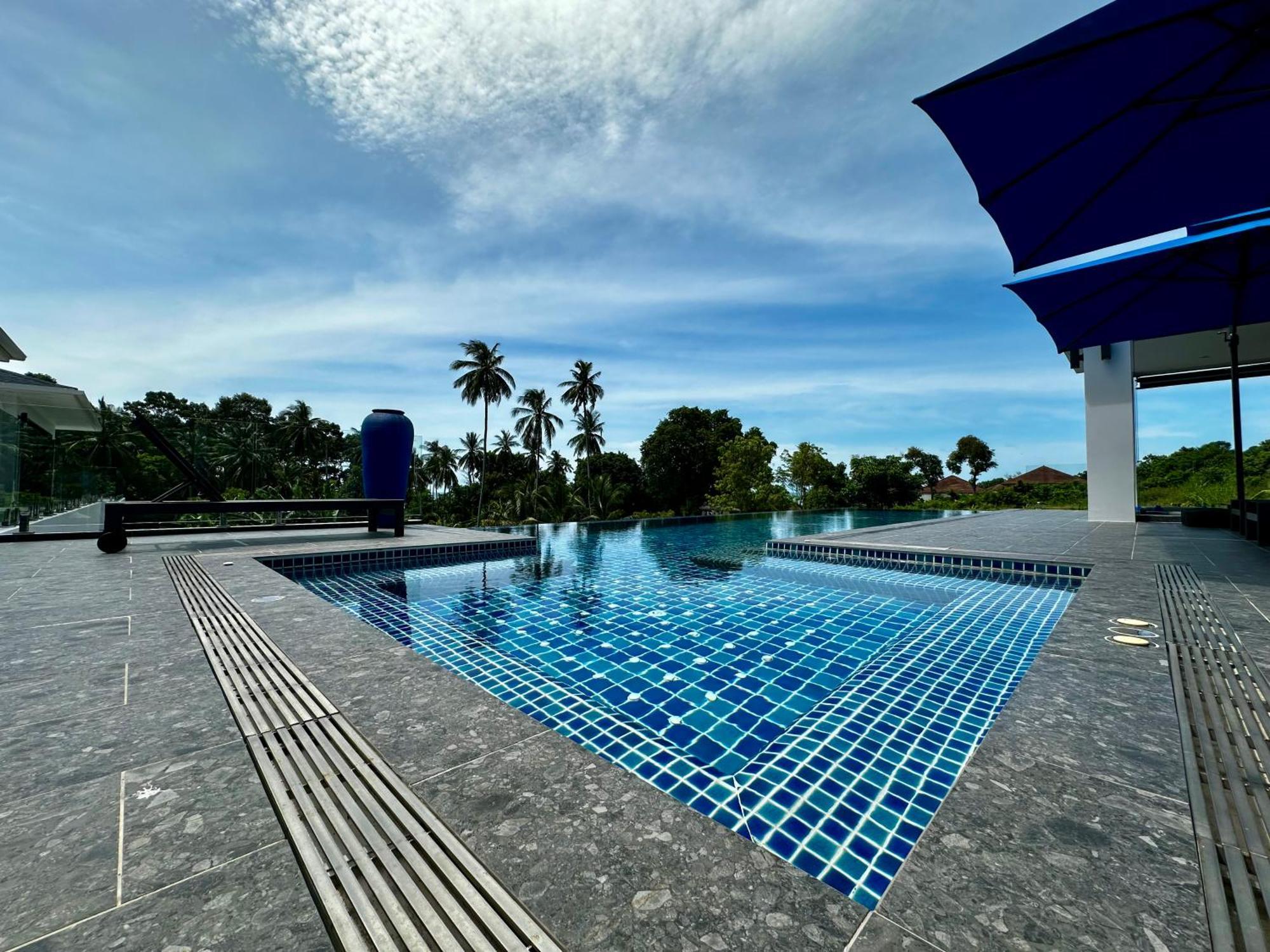 Elena 106 Amphoe Koksamui